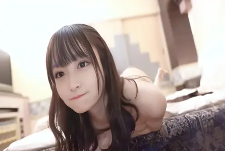 FC2-4578142FC2-4578142 【传奇】“年度面孔”新偶像的震撼镜头！！今年超强颜值