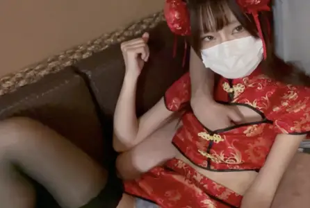 FC2-4653393FC2-4653393 给喜欢cosplay的美女中出。 素人